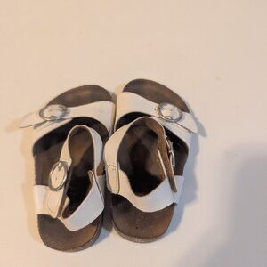 Toddler Girls White sandals, size 6